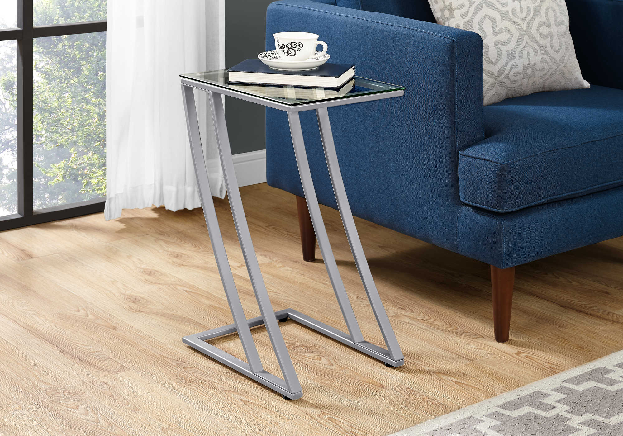 ACCENT TABLE - SILVER METAL WITH TEMPERED GLASS