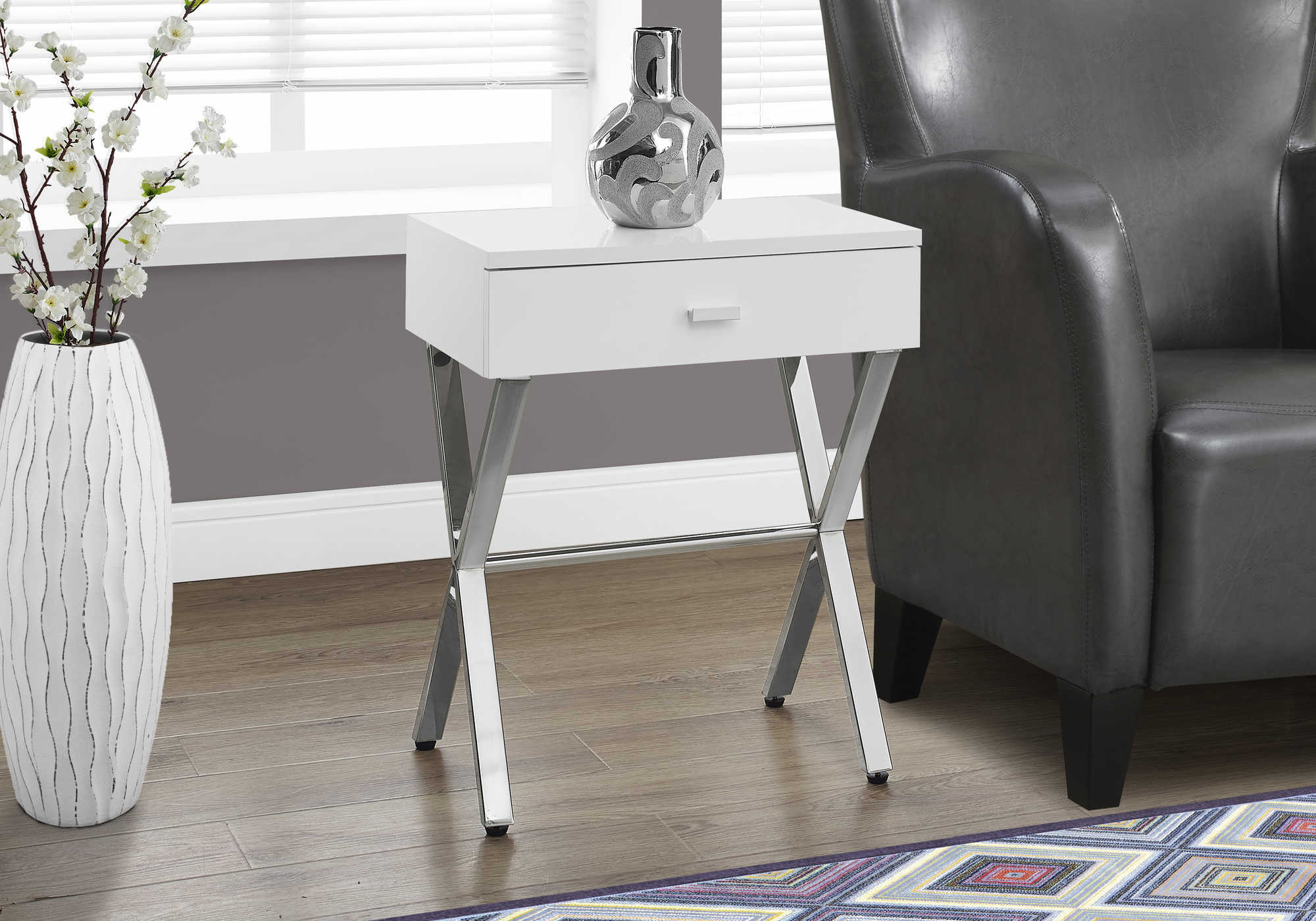 ACCENT TABLE - 24"H / GLOSSY WHITE / CHROME METAL
