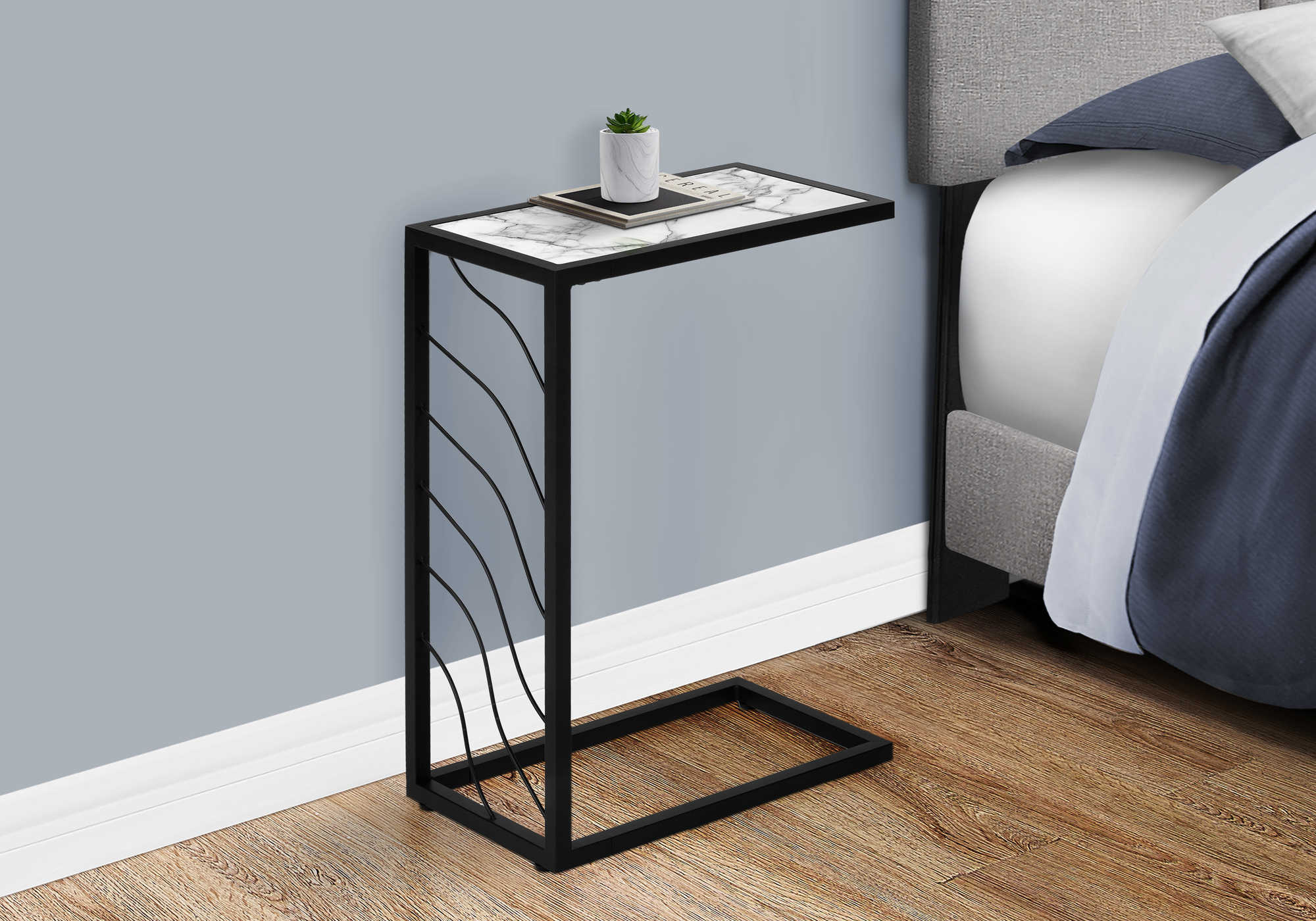 BEDROOM ACCENT TABLE - 25"H / WHITE MARBLE-LOOK / BLACK METAL