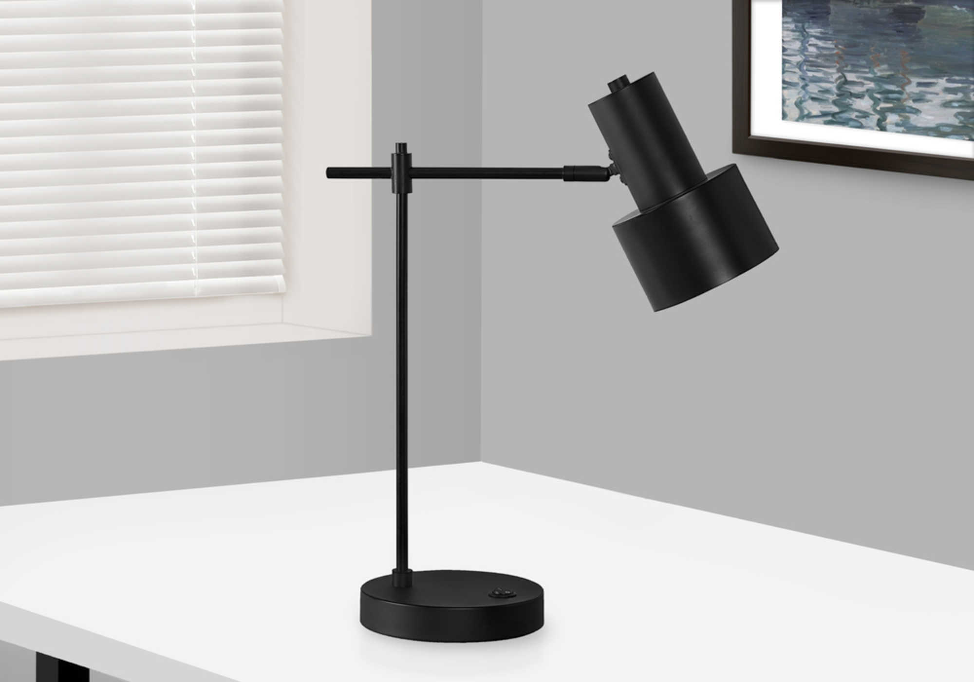 LIGHTING - 21"H TABLE LAMP BLACK METAL/BLACK SHADE/USB